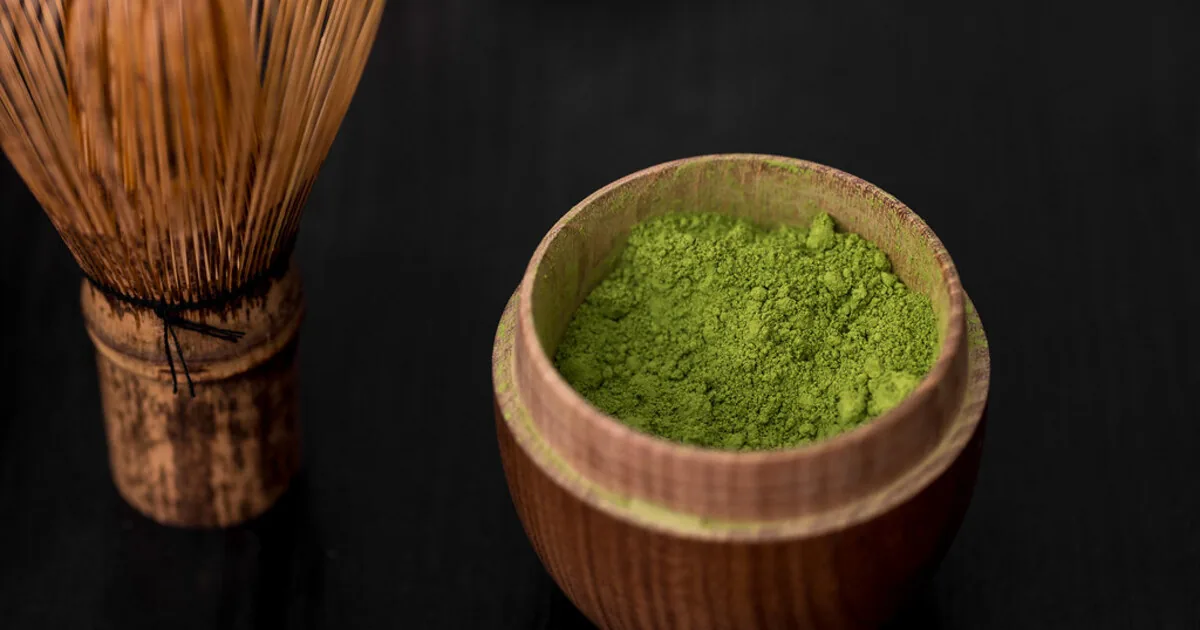 Matcha: mitől különleges a zölden porított tea, és hogyan készítsd otthon